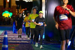 BIB: 168, 2009
                            <button type="button" onclick="openModal(26268112)" class="btn btn-primary btn-sm float-right btn-popup" data-toggle="modal" data-target=".modal-high-quality">
                        <i class="fas fa-shopping-cart"></i> Add to Cart
                    </button>
                                            <button type="button" onclick="isThisMe(26268112, true)" class="btn btn-success btn-sm float-right btn-popup btn-isme hidden" data-toggle="tooltip" data-placement="bottom" title="นี่คือรูปของคุณใช่ไหม คลิกที่นี่เพื่อเอาเข้าอัลบั้ม">
                        <i class="fas fa-plus"></i> Add to album
                    </button>
                    <button type="button" onclick="isThisMe(26268112, false)" class="btn btn-warning btn-sm float-right btn-popup btn-isnotme hidden">
                        <i class="fas fa-ban"></i> Remove from album
                    </button>