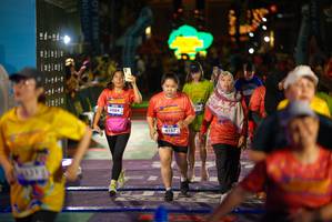 BIB: 1090, 3084, 4157
                            <button type="button" onclick="openModal(26269115)" class="btn btn-primary btn-sm float-right btn-popup" data-toggle="modal" data-target=".modal-high-quality">
                        <i class="fas fa-shopping-cart"></i> Add to Cart
                    </button>
                                            <button type="button" onclick="isThisMe(26269115, true)" class="btn btn-success btn-sm float-right btn-popup btn-isme hidden" data-toggle="tooltip" data-placement="bottom" title="นี่คือรูปของคุณใช่ไหม คลิกที่นี่เพื่อเอาเข้าอัลบั้ม">
                        <i class="fas fa-plus"></i> Add to album
                    </button>
                    <button type="button" onclick="isThisMe(26269115, false)" class="btn btn-warning btn-sm float-right btn-popup btn-isnotme hidden">
                        <i class="fas fa-ban"></i> Remove from album
                    </button>