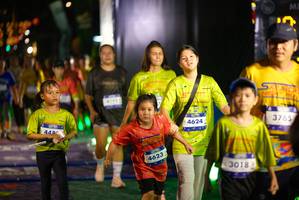 BIB: 448, 4623, 4624, 3018, 3765
                            <button type="button" onclick="openModal(26270033)" class="btn btn-primary btn-sm float-right btn-popup" data-toggle="modal" data-target=".modal-high-quality">
                        <i class="fas fa-shopping-cart"></i> Add to Cart
                    </button>
                                            <button type="button" onclick="isThisMe(26270033, true)" class="btn btn-success btn-sm float-right btn-popup btn-isme hidden" data-toggle="tooltip" data-placement="bottom" title="นี่คือรูปของคุณใช่ไหม คลิกที่นี่เพื่อเอาเข้าอัลบั้ม">
                        <i class="fas fa-plus"></i> Add to album
                    </button>
                    <button type="button" onclick="isThisMe(26270033, false)" class="btn btn-warning btn-sm float-right btn-popup btn-isnotme hidden">
                        <i class="fas fa-ban"></i> Remove from album
                    </button>