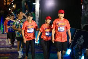 BIB: 3865, 3864, 4085
                            <button type="button" onclick="openModal(26269942)" class="btn btn-primary btn-sm float-right btn-popup" data-toggle="modal" data-target=".modal-high-quality">
                        <i class="fas fa-shopping-cart"></i> Add to Cart
                    </button>
                                            <button type="button" onclick="isThisMe(26269942, true)" class="btn btn-success btn-sm float-right btn-popup btn-isme hidden" data-toggle="tooltip" data-placement="bottom" title="นี่คือรูปของคุณใช่ไหม คลิกที่นี่เพื่อเอาเข้าอัลบั้ม">
                        <i class="fas fa-plus"></i> Add to album
                    </button>
                    <button type="button" onclick="isThisMe(26269942, false)" class="btn btn-warning btn-sm float-right btn-popup btn-isnotme hidden">
                        <i class="fas fa-ban"></i> Remove from album
                    </button>