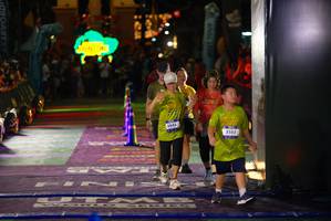 BIB: 3445, 3582
                            <button type="button" onclick="openModal(26269605)" class="btn btn-primary btn-sm float-right btn-popup" data-toggle="modal" data-target=".modal-high-quality">
                        <i class="fas fa-shopping-cart"></i> Add to Cart
                    </button>
                                            <button type="button" onclick="isThisMe(26269605, true)" class="btn btn-success btn-sm float-right btn-popup btn-isme hidden" data-toggle="tooltip" data-placement="bottom" title="นี่คือรูปของคุณใช่ไหม คลิกที่นี่เพื่อเอาเข้าอัลบั้ม">
                        <i class="fas fa-plus"></i> Add to album
                    </button>
                    <button type="button" onclick="isThisMe(26269605, false)" class="btn btn-warning btn-sm float-right btn-popup btn-isnotme hidden">
                        <i class="fas fa-ban"></i> Remove from album
                    </button>