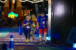 BIB: 3733, 4045, 1881
                            <button type="button" onclick="openModal(26270275)" class="btn btn-primary btn-sm float-right btn-popup" data-toggle="modal" data-target=".modal-high-quality">
                        <i class="fas fa-shopping-cart"></i> Add to Cart
                    </button>
                                            <button type="button" onclick="isThisMe(26270275, true)" class="btn btn-success btn-sm float-right btn-popup btn-isme hidden" data-toggle="tooltip" data-placement="bottom" title="นี่คือรูปของคุณใช่ไหม คลิกที่นี่เพื่อเอาเข้าอัลบั้ม">
                        <i class="fas fa-plus"></i> Add to album
                    </button>
                    <button type="button" onclick="isThisMe(26270275, false)" class="btn btn-warning btn-sm float-right btn-popup btn-isnotme hidden">
                        <i class="fas fa-ban"></i> Remove from album
                    </button>