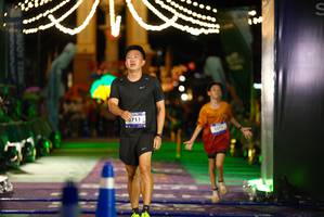 BIB: 711
                            <button type="button" onclick="openModal(26266117)" class="btn btn-primary btn-sm float-right btn-popup" data-toggle="modal" data-target=".modal-high-quality">
                        <i class="fas fa-shopping-cart"></i> Add to Cart
                    </button>
                                            <button type="button" onclick="isThisMe(26266117, true)" class="btn btn-success btn-sm float-right btn-popup btn-isme hidden" data-toggle="tooltip" data-placement="bottom" title="นี่คือรูปของคุณใช่ไหม คลิกที่นี่เพื่อเอาเข้าอัลบั้ม">
                        <i class="fas fa-plus"></i> Add to album
                    </button>
                    <button type="button" onclick="isThisMe(26266117, false)" class="btn btn-warning btn-sm float-right btn-popup btn-isnotme hidden">
                        <i class="fas fa-ban"></i> Remove from album
                    </button>