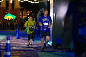 BIB: 4631
                            <button type="button" onclick="openModal(26267638)" class="btn btn-primary btn-sm float-right btn-popup" data-toggle="modal" data-target=".modal-high-quality">
                        <i class="fas fa-shopping-cart"></i> Add to Cart
                    </button>
                                            <button type="button" onclick="isThisMe(26267638, true)" class="btn btn-success btn-sm float-right btn-popup btn-isme hidden" data-toggle="tooltip" data-placement="bottom" title="นี่คือรูปของคุณใช่ไหม คลิกที่นี่เพื่อเอาเข้าอัลบั้ม">
                        <i class="fas fa-plus"></i> Add to album
                    </button>
                    <button type="button" onclick="isThisMe(26267638, false)" class="btn btn-warning btn-sm float-right btn-popup btn-isnotme hidden">
                        <i class="fas fa-ban"></i> Remove from album
                    </button>