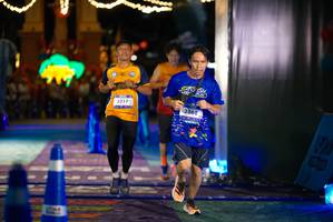 BIB: 3317, 3868
                            <button type="button" onclick="openModal(26265972)" class="btn btn-primary btn-sm float-right btn-popup" data-toggle="modal" data-target=".modal-high-quality">
                        <i class="fas fa-shopping-cart"></i> Add to Cart
                    </button>
                                            <button type="button" onclick="isThisMe(26265972, true)" class="btn btn-success btn-sm float-right btn-popup btn-isme hidden" data-toggle="tooltip" data-placement="bottom" title="นี่คือรูปของคุณใช่ไหม คลิกที่นี่เพื่อเอาเข้าอัลบั้ม">
                        <i class="fas fa-plus"></i> Add to album
                    </button>
                    <button type="button" onclick="isThisMe(26265972, false)" class="btn btn-warning btn-sm float-right btn-popup btn-isnotme hidden">
                        <i class="fas fa-ban"></i> Remove from album
                    </button>