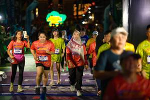 BIB: 3084, 4157
                            <button type="button" onclick="openModal(26269117)" class="btn btn-primary btn-sm float-right btn-popup" data-toggle="modal" data-target=".modal-high-quality">
                        <i class="fas fa-shopping-cart"></i> Add to Cart
                    </button>
                                            <button type="button" onclick="isThisMe(26269117, true)" class="btn btn-success btn-sm float-right btn-popup btn-isme hidden" data-toggle="tooltip" data-placement="bottom" title="นี่คือรูปของคุณใช่ไหม คลิกที่นี่เพื่อเอาเข้าอัลบั้ม">
                        <i class="fas fa-plus"></i> Add to album
                    </button>
                    <button type="button" onclick="isThisMe(26269117, false)" class="btn btn-warning btn-sm float-right btn-popup btn-isnotme hidden">
                        <i class="fas fa-ban"></i> Remove from album
                    </button>