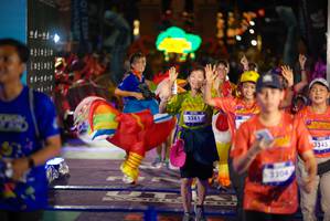 BIB: 3381, 3204, 8077709, 3345
                            <button type="button" onclick="openModal(26269014)" class="btn btn-primary btn-sm float-right btn-popup" data-toggle="modal" data-target=".modal-high-quality">
                        <i class="fas fa-shopping-cart"></i> Add to Cart
                    </button>
                                            <button type="button" onclick="isThisMe(26269014, true)" class="btn btn-success btn-sm float-right btn-popup btn-isme hidden" data-toggle="tooltip" data-placement="bottom" title="นี่คือรูปของคุณใช่ไหม คลิกที่นี่เพื่อเอาเข้าอัลบั้ม">
                        <i class="fas fa-plus"></i> Add to album
                    </button>
                    <button type="button" onclick="isThisMe(26269014, false)" class="btn btn-warning btn-sm float-right btn-popup btn-isnotme hidden">
                        <i class="fas fa-ban"></i> Remove from album
                    </button>