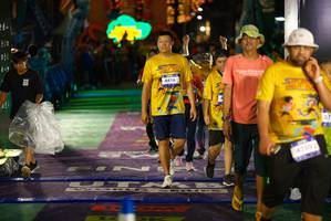 BIB: 4416, 4250
                            <button type="button" onclick="openModal(26269809)" class="btn btn-primary btn-sm float-right btn-popup" data-toggle="modal" data-target=".modal-high-quality">
                        <i class="fas fa-shopping-cart"></i> Add to Cart
                    </button>
                                            <button type="button" onclick="isThisMe(26269809, true)" class="btn btn-success btn-sm float-right btn-popup btn-isme hidden" data-toggle="tooltip" data-placement="bottom" title="นี่คือรูปของคุณใช่ไหม คลิกที่นี่เพื่อเอาเข้าอัลบั้ม">
                        <i class="fas fa-plus"></i> Add to album
                    </button>
                    <button type="button" onclick="isThisMe(26269809, false)" class="btn btn-warning btn-sm float-right btn-popup btn-isnotme hidden">
                        <i class="fas fa-ban"></i> Remove from album
                    </button>