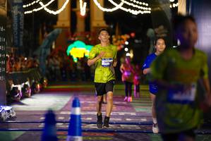 BIB: 3694
                            <button type="button" onclick="openModal(26267980)" class="btn btn-primary btn-sm float-right btn-popup" data-toggle="modal" data-target=".modal-high-quality">
                        <i class="fas fa-shopping-cart"></i> Add to Cart
                    </button>
                                            <button type="button" onclick="isThisMe(26267980, true)" class="btn btn-success btn-sm float-right btn-popup btn-isme hidden" data-toggle="tooltip" data-placement="bottom" title="นี่คือรูปของคุณใช่ไหม คลิกที่นี่เพื่อเอาเข้าอัลบั้ม">
                        <i class="fas fa-plus"></i> Add to album
                    </button>
                    <button type="button" onclick="isThisMe(26267980, false)" class="btn btn-warning btn-sm float-right btn-popup btn-isnotme hidden">
                        <i class="fas fa-ban"></i> Remove from album
                    </button>