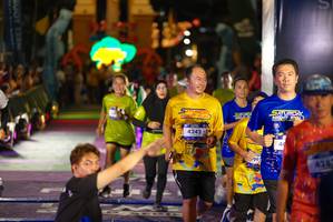 BIB: 4242, 428
                            <button type="button" onclick="openModal(26268631)" class="btn btn-primary btn-sm float-right btn-popup" data-toggle="modal" data-target=".modal-high-quality">
                        <i class="fas fa-shopping-cart"></i> Add to Cart
                    </button>
                                            <button type="button" onclick="isThisMe(26268631, true)" class="btn btn-success btn-sm float-right btn-popup btn-isme hidden" data-toggle="tooltip" data-placement="bottom" title="นี่คือรูปของคุณใช่ไหม คลิกที่นี่เพื่อเอาเข้าอัลบั้ม">
                        <i class="fas fa-plus"></i> Add to album
                    </button>
                    <button type="button" onclick="isThisMe(26268631, false)" class="btn btn-warning btn-sm float-right btn-popup btn-isnotme hidden">
                        <i class="fas fa-ban"></i> Remove from album
                    </button>