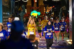 BIB: 4651
                            <button type="button" onclick="openModal(26268518)" class="btn btn-primary btn-sm float-right btn-popup" data-toggle="modal" data-target=".modal-high-quality">
                        <i class="fas fa-shopping-cart"></i> Add to Cart
                    </button>
                                            <button type="button" onclick="isThisMe(26268518, true)" class="btn btn-success btn-sm float-right btn-popup btn-isme hidden" data-toggle="tooltip" data-placement="bottom" title="นี่คือรูปของคุณใช่ไหม คลิกที่นี่เพื่อเอาเข้าอัลบั้ม">
                        <i class="fas fa-plus"></i> Add to album
                    </button>
                    <button type="button" onclick="isThisMe(26268518, false)" class="btn btn-warning btn-sm float-right btn-popup btn-isnotme hidden">
                        <i class="fas fa-ban"></i> Remove from album
                    </button>