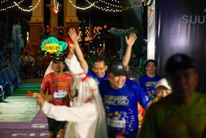 BIB: 4039, 9230
                            <button type="button" onclick="openModal(26268268)" class="btn btn-primary btn-sm float-right btn-popup" data-toggle="modal" data-target=".modal-high-quality">
                        <i class="fas fa-shopping-cart"></i> Add to Cart
                    </button>
                                            <button type="button" onclick="isThisMe(26268268, true)" class="btn btn-success btn-sm float-right btn-popup btn-isme hidden" data-toggle="tooltip" data-placement="bottom" title="นี่คือรูปของคุณใช่ไหม คลิกที่นี่เพื่อเอาเข้าอัลบั้ม">
                        <i class="fas fa-plus"></i> Add to album
                    </button>
                    <button type="button" onclick="isThisMe(26268268, false)" class="btn btn-warning btn-sm float-right btn-popup btn-isnotme hidden">
                        <i class="fas fa-ban"></i> Remove from album
                    </button>