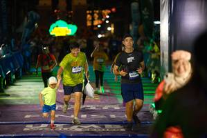 BIB: 4176
                            <button type="button" onclick="openModal(26269991)" class="btn btn-primary btn-sm float-right btn-popup" data-toggle="modal" data-target=".modal-high-quality">
                        <i class="fas fa-shopping-cart"></i> Add to Cart
                    </button>
                                            <button type="button" onclick="isThisMe(26269991, true)" class="btn btn-success btn-sm float-right btn-popup btn-isme hidden" data-toggle="tooltip" data-placement="bottom" title="นี่คือรูปของคุณใช่ไหม คลิกที่นี่เพื่อเอาเข้าอัลบั้ม">
                        <i class="fas fa-plus"></i> Add to album
                    </button>
                    <button type="button" onclick="isThisMe(26269991, false)" class="btn btn-warning btn-sm float-right btn-popup btn-isnotme hidden">
                        <i class="fas fa-ban"></i> Remove from album
                    </button>