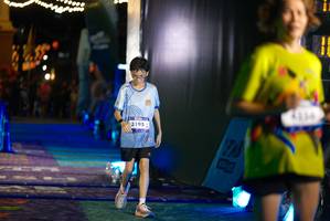 BIB: 3195
                            <button type="button" onclick="openModal(26266683)" class="btn btn-primary btn-sm float-right btn-popup" data-toggle="modal" data-target=".modal-high-quality">
                        <i class="fas fa-shopping-cart"></i> Add to Cart
                    </button>
                                            <button type="button" onclick="isThisMe(26266683, true)" class="btn btn-success btn-sm float-right btn-popup btn-isme hidden" data-toggle="tooltip" data-placement="bottom" title="นี่คือรูปของคุณใช่ไหม คลิกที่นี่เพื่อเอาเข้าอัลบั้ม">
                        <i class="fas fa-plus"></i> Add to album
                    </button>
                    <button type="button" onclick="isThisMe(26266683, false)" class="btn btn-warning btn-sm float-right btn-popup btn-isnotme hidden">
                        <i class="fas fa-ban"></i> Remove from album
                    </button>