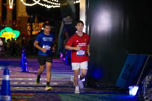 BIB: 4008, 4627
                            <button type="button" onclick="openModal(26267013)" class="btn btn-primary btn-sm float-right btn-popup" data-toggle="modal" data-target=".modal-high-quality">
                        <i class="fas fa-shopping-cart"></i> Add to Cart
                    </button>
                                            <button type="button" onclick="isThisMe(26267013, true)" class="btn btn-success btn-sm float-right btn-popup btn-isme hidden" data-toggle="tooltip" data-placement="bottom" title="นี่คือรูปของคุณใช่ไหม คลิกที่นี่เพื่อเอาเข้าอัลบั้ม">
                        <i class="fas fa-plus"></i> Add to album
                    </button>
                    <button type="button" onclick="isThisMe(26267013, false)" class="btn btn-warning btn-sm float-right btn-popup btn-isnotme hidden">
                        <i class="fas fa-ban"></i> Remove from album
                    </button>