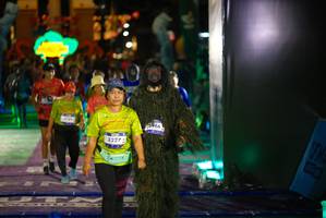 BIB: 3227, 3966, 2015
                            <button type="button" onclick="openModal(26269713)" class="btn btn-primary btn-sm float-right btn-popup" data-toggle="modal" data-target=".modal-high-quality">
                        <i class="fas fa-shopping-cart"></i> Add to Cart
                    </button>
                                            <button type="button" onclick="isThisMe(26269713, true)" class="btn btn-success btn-sm float-right btn-popup btn-isme hidden" data-toggle="tooltip" data-placement="bottom" title="นี่คือรูปของคุณใช่ไหม คลิกที่นี่เพื่อเอาเข้าอัลบั้ม">
                        <i class="fas fa-plus"></i> Add to album
                    </button>
                    <button type="button" onclick="isThisMe(26269713, false)" class="btn btn-warning btn-sm float-right btn-popup btn-isnotme hidden">
                        <i class="fas fa-ban"></i> Remove from album
                    </button>