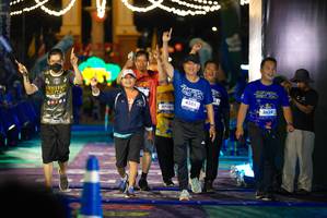 BIB: 4756, 4385, 3624
                            <button type="button" onclick="openModal(26270198)" class="btn btn-primary btn-sm float-right btn-popup" data-toggle="modal" data-target=".modal-high-quality">
                        <i class="fas fa-shopping-cart"></i> Add to Cart
                    </button>
                                            <button type="button" onclick="isThisMe(26270198, true)" class="btn btn-success btn-sm float-right btn-popup btn-isme hidden" data-toggle="tooltip" data-placement="bottom" title="นี่คือรูปของคุณใช่ไหม คลิกที่นี่เพื่อเอาเข้าอัลบั้ม">
                        <i class="fas fa-plus"></i> Add to album
                    </button>
                    <button type="button" onclick="isThisMe(26270198, false)" class="btn btn-warning btn-sm float-right btn-popup btn-isnotme hidden">
                        <i class="fas fa-ban"></i> Remove from album
                    </button>