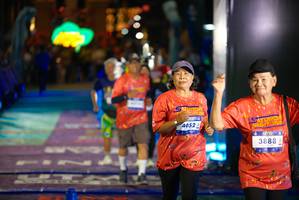 BIB: 4052, 3888
                            <button type="button" onclick="openModal(26269964)" class="btn btn-primary btn-sm float-right btn-popup" data-toggle="modal" data-target=".modal-high-quality">
                        <i class="fas fa-shopping-cart"></i> Add to Cart
                    </button>
                                            <button type="button" onclick="isThisMe(26269964, true)" class="btn btn-success btn-sm float-right btn-popup btn-isme hidden" data-toggle="tooltip" data-placement="bottom" title="นี่คือรูปของคุณใช่ไหม คลิกที่นี่เพื่อเอาเข้าอัลบั้ม">
                        <i class="fas fa-plus"></i> Add to album
                    </button>
                    <button type="button" onclick="isThisMe(26269964, false)" class="btn btn-warning btn-sm float-right btn-popup btn-isnotme hidden">
                        <i class="fas fa-ban"></i> Remove from album
                    </button>