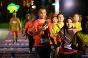 BIB: 3212, 342
                            <button type="button" onclick="openModal(26269476)" class="btn btn-primary btn-sm float-right btn-popup" data-toggle="modal" data-target=".modal-high-quality">
                        <i class="fas fa-shopping-cart"></i> Add to Cart
                    </button>
                                            <button type="button" onclick="isThisMe(26269476, true)" class="btn btn-success btn-sm float-right btn-popup btn-isme hidden" data-toggle="tooltip" data-placement="bottom" title="นี่คือรูปของคุณใช่ไหม คลิกที่นี่เพื่อเอาเข้าอัลบั้ม">
                        <i class="fas fa-plus"></i> Add to album
                    </button>
                    <button type="button" onclick="isThisMe(26269476, false)" class="btn btn-warning btn-sm float-right btn-popup btn-isnotme hidden">
                        <i class="fas fa-ban"></i> Remove from album
                    </button>