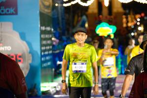 BIB: 4920
                            <button type="button" onclick="openModal(26268229)" class="btn btn-primary btn-sm float-right btn-popup" data-toggle="modal" data-target=".modal-high-quality">
                        <i class="fas fa-shopping-cart"></i> Add to Cart
                    </button>
                                            <button type="button" onclick="isThisMe(26268229, true)" class="btn btn-success btn-sm float-right btn-popup btn-isme hidden" data-toggle="tooltip" data-placement="bottom" title="นี่คือรูปของคุณใช่ไหม คลิกที่นี่เพื่อเอาเข้าอัลบั้ม">
                        <i class="fas fa-plus"></i> Add to album
                    </button>
                    <button type="button" onclick="isThisMe(26268229, false)" class="btn btn-warning btn-sm float-right btn-popup btn-isnotme hidden">
                        <i class="fas fa-ban"></i> Remove from album
                    </button>