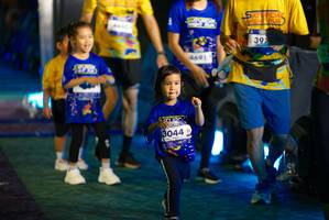 BIB: 3044, 4691, 395
                            <button type="button" onclick="openModal(26267714)" class="btn btn-primary btn-sm float-right btn-popup" data-toggle="modal" data-target=".modal-high-quality">
                        <i class="fas fa-shopping-cart"></i> Add to Cart
                    </button>
                                            <button type="button" onclick="isThisMe(26267714, true)" class="btn btn-success btn-sm float-right btn-popup btn-isme hidden" data-toggle="tooltip" data-placement="bottom" title="นี่คือรูปของคุณใช่ไหม คลิกที่นี่เพื่อเอาเข้าอัลบั้ม">
                        <i class="fas fa-plus"></i> Add to album
                    </button>
                    <button type="button" onclick="isThisMe(26267714, false)" class="btn btn-warning btn-sm float-right btn-popup btn-isnotme hidden">
                        <i class="fas fa-ban"></i> Remove from album
                    </button>