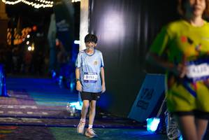 BIB: 3195
                            <button type="button" onclick="openModal(26266694)" class="btn btn-primary btn-sm float-right btn-popup" data-toggle="modal" data-target=".modal-high-quality">
                        <i class="fas fa-shopping-cart"></i> Add to Cart
                    </button>
                                            <button type="button" onclick="isThisMe(26266694, true)" class="btn btn-success btn-sm float-right btn-popup btn-isme hidden" data-toggle="tooltip" data-placement="bottom" title="นี่คือรูปของคุณใช่ไหม คลิกที่นี่เพื่อเอาเข้าอัลบั้ม">
                        <i class="fas fa-plus"></i> Add to album
                    </button>
                    <button type="button" onclick="isThisMe(26266694, false)" class="btn btn-warning btn-sm float-right btn-popup btn-isnotme hidden">
                        <i class="fas fa-ban"></i> Remove from album
                    </button>