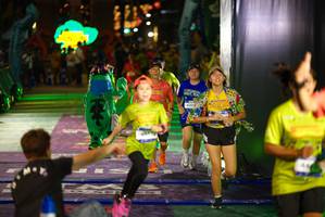 BIB: 430
                            <button type="button" onclick="openModal(26268673)" class="btn btn-primary btn-sm float-right btn-popup" data-toggle="modal" data-target=".modal-high-quality">
                        <i class="fas fa-shopping-cart"></i> Add to Cart
                    </button>
                                            <button type="button" onclick="isThisMe(26268673, true)" class="btn btn-success btn-sm float-right btn-popup btn-isme hidden" data-toggle="tooltip" data-placement="bottom" title="นี่คือรูปของคุณใช่ไหม คลิกที่นี่เพื่อเอาเข้าอัลบั้ม">
                        <i class="fas fa-plus"></i> Add to album
                    </button>
                    <button type="button" onclick="isThisMe(26268673, false)" class="btn btn-warning btn-sm float-right btn-popup btn-isnotme hidden">
                        <i class="fas fa-ban"></i> Remove from album
                    </button>