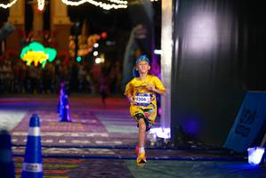 BIB: 3206
                            <button type="button" onclick="openModal(26265656)" class="btn btn-primary btn-sm float-right btn-popup" data-toggle="modal" data-target=".modal-high-quality">
                        <i class="fas fa-shopping-cart"></i> Add to Cart
                    </button>
                                            <button type="button" onclick="isThisMe(26265656, true)" class="btn btn-success btn-sm float-right btn-popup btn-isme hidden" data-toggle="tooltip" data-placement="bottom" title="นี่คือรูปของคุณใช่ไหม คลิกที่นี่เพื่อเอาเข้าอัลบั้ม">
                        <i class="fas fa-plus"></i> Add to album
                    </button>
                    <button type="button" onclick="isThisMe(26265656, false)" class="btn btn-warning btn-sm float-right btn-popup btn-isnotme hidden">
                        <i class="fas fa-ban"></i> Remove from album
                    </button>