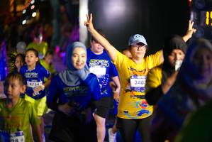 BIB: 4734, 3403
                            <button type="button" onclick="openModal(26269133)" class="btn btn-primary btn-sm float-right btn-popup" data-toggle="modal" data-target=".modal-high-quality">
                        <i class="fas fa-shopping-cart"></i> Add to Cart
                    </button>
                                            <button type="button" onclick="isThisMe(26269133, true)" class="btn btn-success btn-sm float-right btn-popup btn-isme hidden" data-toggle="tooltip" data-placement="bottom" title="นี่คือรูปของคุณใช่ไหม คลิกที่นี่เพื่อเอาเข้าอัลบั้ม">
                        <i class="fas fa-plus"></i> Add to album
                    </button>
                    <button type="button" onclick="isThisMe(26269133, false)" class="btn btn-warning btn-sm float-right btn-popup btn-isnotme hidden">
                        <i class="fas fa-ban"></i> Remove from album
                    </button>