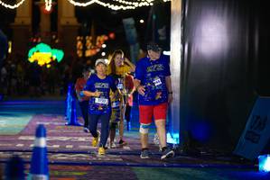 BIB: 3733, 4881, 2015
                            <button type="button" onclick="openModal(26270276)" class="btn btn-primary btn-sm float-right btn-popup" data-toggle="modal" data-target=".modal-high-quality">
                        <i class="fas fa-shopping-cart"></i> Add to Cart
                    </button>
                                            <button type="button" onclick="isThisMe(26270276, true)" class="btn btn-success btn-sm float-right btn-popup btn-isme hidden" data-toggle="tooltip" data-placement="bottom" title="นี่คือรูปของคุณใช่ไหม คลิกที่นี่เพื่อเอาเข้าอัลบั้ม">
                        <i class="fas fa-plus"></i> Add to album
                    </button>
                    <button type="button" onclick="isThisMe(26270276, false)" class="btn btn-warning btn-sm float-right btn-popup btn-isnotme hidden">
                        <i class="fas fa-ban"></i> Remove from album
                    </button>