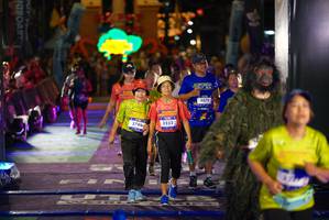 BIB: 3749, 3232, 4072
                            <button type="button" onclick="openModal(26269717)" class="btn btn-primary btn-sm float-right btn-popup" data-toggle="modal" data-target=".modal-high-quality">
                        <i class="fas fa-shopping-cart"></i> Add to Cart
                    </button>
                                            <button type="button" onclick="isThisMe(26269717, true)" class="btn btn-success btn-sm float-right btn-popup btn-isme hidden" data-toggle="tooltip" data-placement="bottom" title="นี่คือรูปของคุณใช่ไหม คลิกที่นี่เพื่อเอาเข้าอัลบั้ม">
                        <i class="fas fa-plus"></i> Add to album
                    </button>
                    <button type="button" onclick="isThisMe(26269717, false)" class="btn btn-warning btn-sm float-right btn-popup btn-isnotme hidden">
                        <i class="fas fa-ban"></i> Remove from album
                    </button>