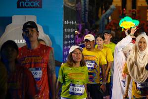 BIB: 3505, 766, 3861
                            <button type="button" onclick="openModal(26268292)" class="btn btn-primary btn-sm float-right btn-popup" data-toggle="modal" data-target=".modal-high-quality">
                        <i class="fas fa-shopping-cart"></i> Add to Cart
                    </button>
                                            <button type="button" onclick="isThisMe(26268292, true)" class="btn btn-success btn-sm float-right btn-popup btn-isme hidden" data-toggle="tooltip" data-placement="bottom" title="นี่คือรูปของคุณใช่ไหม คลิกที่นี่เพื่อเอาเข้าอัลบั้ม">
                        <i class="fas fa-plus"></i> Add to album
                    </button>
                    <button type="button" onclick="isThisMe(26268292, false)" class="btn btn-warning btn-sm float-right btn-popup btn-isnotme hidden">
                        <i class="fas fa-ban"></i> Remove from album
                    </button>