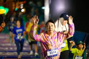 BIB: 3214
                            <button type="button" onclick="openModal(26269569)" class="btn btn-primary btn-sm float-right btn-popup" data-toggle="modal" data-target=".modal-high-quality">
                        <i class="fas fa-shopping-cart"></i> Add to Cart
                    </button>
                                            <button type="button" onclick="isThisMe(26269569, true)" class="btn btn-success btn-sm float-right btn-popup btn-isme hidden" data-toggle="tooltip" data-placement="bottom" title="นี่คือรูปของคุณใช่ไหม คลิกที่นี่เพื่อเอาเข้าอัลบั้ม">
                        <i class="fas fa-plus"></i> Add to album
                    </button>
                    <button type="button" onclick="isThisMe(26269569, false)" class="btn btn-warning btn-sm float-right btn-popup btn-isnotme hidden">
                        <i class="fas fa-ban"></i> Remove from album
                    </button>