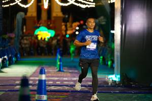 BIB: 4161
                            <button type="button" onclick="openModal(26265642)" class="btn btn-primary btn-sm float-right btn-popup" data-toggle="modal" data-target=".modal-high-quality">
                        <i class="fas fa-shopping-cart"></i> Add to Cart
                    </button>
                                            <button type="button" onclick="isThisMe(26265642, true)" class="btn btn-success btn-sm float-right btn-popup btn-isme hidden" data-toggle="tooltip" data-placement="bottom" title="นี่คือรูปของคุณใช่ไหม คลิกที่นี่เพื่อเอาเข้าอัลบั้ม">
                        <i class="fas fa-plus"></i> Add to album
                    </button>
                    <button type="button" onclick="isThisMe(26265642, false)" class="btn btn-warning btn-sm float-right btn-popup btn-isnotme hidden">
                        <i class="fas fa-ban"></i> Remove from album
                    </button>