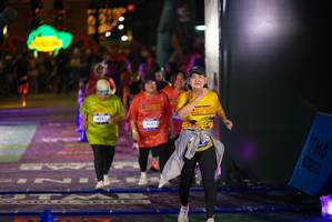 BIB: 4281, 4343
                            <button type="button" onclick="openModal(26269634)" class="btn btn-primary btn-sm float-right btn-popup" data-toggle="modal" data-target=".modal-high-quality">
                        <i class="fas fa-shopping-cart"></i> Add to Cart
                    </button>
                                            <button type="button" onclick="isThisMe(26269634, true)" class="btn btn-success btn-sm float-right btn-popup btn-isme hidden" data-toggle="tooltip" data-placement="bottom" title="นี่คือรูปของคุณใช่ไหม คลิกที่นี่เพื่อเอาเข้าอัลบั้ม">
                        <i class="fas fa-plus"></i> Add to album
                    </button>
                    <button type="button" onclick="isThisMe(26269634, false)" class="btn btn-warning btn-sm float-right btn-popup btn-isnotme hidden">
                        <i class="fas fa-ban"></i> Remove from album
                    </button>