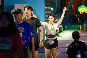 BIB: 1809, 3295
                            <button type="button" onclick="openModal(26268364)" class="btn btn-primary btn-sm float-right btn-popup" data-toggle="modal" data-target=".modal-high-quality">
                        <i class="fas fa-shopping-cart"></i> Add to Cart
                    </button>
                                            <button type="button" onclick="isThisMe(26268364, true)" class="btn btn-success btn-sm float-right btn-popup btn-isme hidden" data-toggle="tooltip" data-placement="bottom" title="นี่คือรูปของคุณใช่ไหม คลิกที่นี่เพื่อเอาเข้าอัลบั้ม">
                        <i class="fas fa-plus"></i> Add to album
                    </button>
                    <button type="button" onclick="isThisMe(26268364, false)" class="btn btn-warning btn-sm float-right btn-popup btn-isnotme hidden">
                        <i class="fas fa-ban"></i> Remove from album
                    </button>