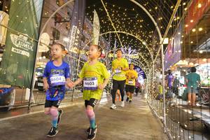 BIB: 4604, 4603
                            <button type="button" onclick="openModal(26259924)" class="btn btn-primary btn-sm float-right btn-popup" data-toggle="modal" data-target=".modal-high-quality">
                        <i class="fas fa-shopping-cart"></i> Add to Cart
                    </button>
                                            <button type="button" onclick="isThisMe(26259924, true)" class="btn btn-success btn-sm float-right btn-popup btn-isme hidden" data-toggle="tooltip" data-placement="bottom" title="นี่คือรูปของคุณใช่ไหม คลิกที่นี่เพื่อเอาเข้าอัลบั้ม">
                        <i class="fas fa-plus"></i> Add to album
                    </button>
                    <button type="button" onclick="isThisMe(26259924, false)" class="btn btn-warning btn-sm float-right btn-popup btn-isnotme hidden">
                        <i class="fas fa-ban"></i> Remove from album
                    </button>