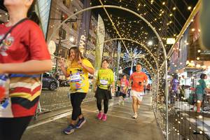 BIB: 2065, 4039
                            <button type="button" onclick="openModal(26259809)" class="btn btn-primary btn-sm float-right btn-popup" data-toggle="modal" data-target=".modal-high-quality">
                        <i class="fas fa-shopping-cart"></i> Add to Cart
                    </button>
                                            <button type="button" onclick="isThisMe(26259809, true)" class="btn btn-success btn-sm float-right btn-popup btn-isme hidden" data-toggle="tooltip" data-placement="bottom" title="นี่คือรูปของคุณใช่ไหม คลิกที่นี่เพื่อเอาเข้าอัลบั้ม">
                        <i class="fas fa-plus"></i> Add to album
                    </button>
                    <button type="button" onclick="isThisMe(26259809, false)" class="btn btn-warning btn-sm float-right btn-popup btn-isnotme hidden">
                        <i class="fas fa-ban"></i> Remove from album
                    </button>