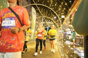 BIB: 4133, 3154
                            <button type="button" onclick="openModal(26259743)" class="btn btn-primary btn-sm float-right btn-popup" data-toggle="modal" data-target=".modal-high-quality">
                        <i class="fas fa-shopping-cart"></i> Add to Cart
                    </button>
                                            <button type="button" onclick="isThisMe(26259743, true)" class="btn btn-success btn-sm float-right btn-popup btn-isme hidden" data-toggle="tooltip" data-placement="bottom" title="นี่คือรูปของคุณใช่ไหม คลิกที่นี่เพื่อเอาเข้าอัลบั้ม">
                        <i class="fas fa-plus"></i> Add to album
                    </button>
                    <button type="button" onclick="isThisMe(26259743, false)" class="btn btn-warning btn-sm float-right btn-popup btn-isnotme hidden">
                        <i class="fas fa-ban"></i> Remove from album
                    </button>