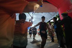 BIB: 5331
                            <button type="button" onclick="openModal(26257726)" class="btn btn-primary btn-sm float-right btn-popup" data-toggle="modal" data-target=".modal-high-quality">
                        <i class="fas fa-shopping-cart"></i> Add to Cart
                    </button>
                                            <button type="button" onclick="isThisMe(26257726, true)" class="btn btn-success btn-sm float-right btn-popup btn-isme hidden" data-toggle="tooltip" data-placement="bottom" title="นี่คือรูปของคุณใช่ไหม คลิกที่นี่เพื่อเอาเข้าอัลบั้ม">
                        <i class="fas fa-plus"></i> Add to album
                    </button>
                    <button type="button" onclick="isThisMe(26257726, false)" class="btn btn-warning btn-sm float-right btn-popup btn-isnotme hidden">
                        <i class="fas fa-ban"></i> Remove from album
                    </button>