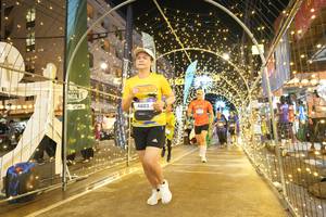 BIB: 4802
                            <button type="button" onclick="openModal(26258662)" class="btn btn-primary btn-sm float-right btn-popup" data-toggle="modal" data-target=".modal-high-quality">
                        <i class="fas fa-shopping-cart"></i> Add to Cart
                    </button>
                                            <button type="button" onclick="isThisMe(26258662, true)" class="btn btn-success btn-sm float-right btn-popup btn-isme hidden" data-toggle="tooltip" data-placement="bottom" title="นี่คือรูปของคุณใช่ไหม คลิกที่นี่เพื่อเอาเข้าอัลบั้ม">
                        <i class="fas fa-plus"></i> Add to album
                    </button>
                    <button type="button" onclick="isThisMe(26258662, false)" class="btn btn-warning btn-sm float-right btn-popup btn-isnotme hidden">
                        <i class="fas fa-ban"></i> Remove from album
                    </button>