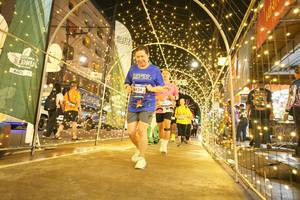 BIB: 424
                            <button type="button" onclick="openModal(26259034)" class="btn btn-primary btn-sm float-right btn-popup" data-toggle="modal" data-target=".modal-high-quality">
                        <i class="fas fa-shopping-cart"></i> Add to Cart
                    </button>
                                            <button type="button" onclick="isThisMe(26259034, true)" class="btn btn-success btn-sm float-right btn-popup btn-isme hidden" data-toggle="tooltip" data-placement="bottom" title="นี่คือรูปของคุณใช่ไหม คลิกที่นี่เพื่อเอาเข้าอัลบั้ม">
                        <i class="fas fa-plus"></i> Add to album
                    </button>
                    <button type="button" onclick="isThisMe(26259034, false)" class="btn btn-warning btn-sm float-right btn-popup btn-isnotme hidden">
                        <i class="fas fa-ban"></i> Remove from album
                    </button>