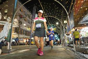 BIB: 4384
                            <button type="button" onclick="openModal(26258707)" class="btn btn-primary btn-sm float-right btn-popup" data-toggle="modal" data-target=".modal-high-quality">
                        <i class="fas fa-shopping-cart"></i> Add to Cart
                    </button>
                                            <button type="button" onclick="isThisMe(26258707, true)" class="btn btn-success btn-sm float-right btn-popup btn-isme hidden" data-toggle="tooltip" data-placement="bottom" title="นี่คือรูปของคุณใช่ไหม คลิกที่นี่เพื่อเอาเข้าอัลบั้ม">
                        <i class="fas fa-plus"></i> Add to album
                    </button>
                    <button type="button" onclick="isThisMe(26258707, false)" class="btn btn-warning btn-sm float-right btn-popup btn-isnotme hidden">
                        <i class="fas fa-ban"></i> Remove from album
                    </button>