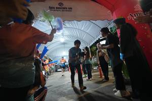 BIB: 103, 8376073
                            <button type="button" onclick="openModal(26257757)" class="btn btn-primary btn-sm float-right btn-popup" data-toggle="modal" data-target=".modal-high-quality">
                        <i class="fas fa-shopping-cart"></i> Add to Cart
                    </button>
                                            <button type="button" onclick="isThisMe(26257757, true)" class="btn btn-success btn-sm float-right btn-popup btn-isme hidden" data-toggle="tooltip" data-placement="bottom" title="นี่คือรูปของคุณใช่ไหม คลิกที่นี่เพื่อเอาเข้าอัลบั้ม">
                        <i class="fas fa-plus"></i> Add to album
                    </button>
                    <button type="button" onclick="isThisMe(26257757, false)" class="btn btn-warning btn-sm float-right btn-popup btn-isnotme hidden">
                        <i class="fas fa-ban"></i> Remove from album
                    </button>