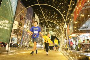 BIB: 4638
                            <button type="button" onclick="openModal(26259474)" class="btn btn-primary btn-sm float-right btn-popup" data-toggle="modal" data-target=".modal-high-quality">
                        <i class="fas fa-shopping-cart"></i> Add to Cart
                    </button>
                                            <button type="button" onclick="isThisMe(26259474, true)" class="btn btn-success btn-sm float-right btn-popup btn-isme hidden" data-toggle="tooltip" data-placement="bottom" title="นี่คือรูปของคุณใช่ไหม คลิกที่นี่เพื่อเอาเข้าอัลบั้ม">
                        <i class="fas fa-plus"></i> Add to album
                    </button>
                    <button type="button" onclick="isThisMe(26259474, false)" class="btn btn-warning btn-sm float-right btn-popup btn-isnotme hidden">
                        <i class="fas fa-ban"></i> Remove from album
                    </button>