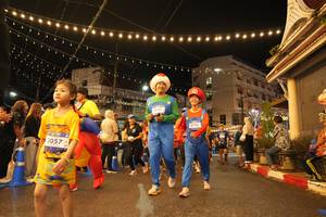 BIB: 3057, 475
                            <button type="button" onclick="openModal(26260474)" class="btn btn-primary btn-sm float-right btn-popup" data-toggle="modal" data-target=".modal-high-quality">
                        <i class="fas fa-shopping-cart"></i> Add to Cart
                    </button>
                                            <button type="button" onclick="isThisMe(26260474, true)" class="btn btn-success btn-sm float-right btn-popup btn-isme hidden" data-toggle="tooltip" data-placement="bottom" title="นี่คือรูปของคุณใช่ไหม คลิกที่นี่เพื่อเอาเข้าอัลบั้ม">
                        <i class="fas fa-plus"></i> Add to album
                    </button>
                    <button type="button" onclick="isThisMe(26260474, false)" class="btn btn-warning btn-sm float-right btn-popup btn-isnotme hidden">
                        <i class="fas fa-ban"></i> Remove from album
                    </button>