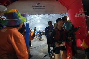 BIB: 100, 8376073, 9636383
                            <button type="button" onclick="openModal(26257800)" class="btn btn-primary btn-sm float-right btn-popup" data-toggle="modal" data-target=".modal-high-quality">
                        <i class="fas fa-shopping-cart"></i> Add to Cart
                    </button>
                                            <button type="button" onclick="isThisMe(26257800, true)" class="btn btn-success btn-sm float-right btn-popup btn-isme hidden" data-toggle="tooltip" data-placement="bottom" title="นี่คือรูปของคุณใช่ไหม คลิกที่นี่เพื่อเอาเข้าอัลบั้ม">
                        <i class="fas fa-plus"></i> Add to album
                    </button>
                    <button type="button" onclick="isThisMe(26257800, false)" class="btn btn-warning btn-sm float-right btn-popup btn-isnotme hidden">
                        <i class="fas fa-ban"></i> Remove from album
                    </button>