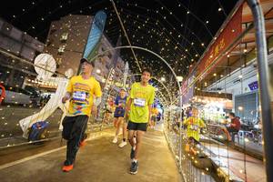 BIB: 3048, 4760
                            <button type="button" onclick="openModal(26258605)" class="btn btn-primary btn-sm float-right btn-popup" data-toggle="modal" data-target=".modal-high-quality">
                        <i class="fas fa-shopping-cart"></i> Add to Cart
                    </button>
                                            <button type="button" onclick="isThisMe(26258605, true)" class="btn btn-success btn-sm float-right btn-popup btn-isme hidden" data-toggle="tooltip" data-placement="bottom" title="นี่คือรูปของคุณใช่ไหม คลิกที่นี่เพื่อเอาเข้าอัลบั้ม">
                        <i class="fas fa-plus"></i> Add to album
                    </button>
                    <button type="button" onclick="isThisMe(26258605, false)" class="btn btn-warning btn-sm float-right btn-popup btn-isnotme hidden">
                        <i class="fas fa-ban"></i> Remove from album
                    </button>