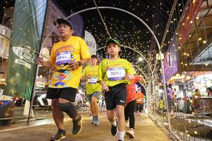 BIB: 3944, 3809, 3092
                            <button type="button" onclick="openModal(26259377)" class="btn btn-primary btn-sm float-right btn-popup" data-toggle="modal" data-target=".modal-high-quality">
                        <i class="fas fa-shopping-cart"></i> Add to Cart
                    </button>
                                            <button type="button" onclick="isThisMe(26259377, true)" class="btn btn-success btn-sm float-right btn-popup btn-isme hidden" data-toggle="tooltip" data-placement="bottom" title="นี่คือรูปของคุณใช่ไหม คลิกที่นี่เพื่อเอาเข้าอัลบั้ม">
                        <i class="fas fa-plus"></i> Add to album
                    </button>
                    <button type="button" onclick="isThisMe(26259377, false)" class="btn btn-warning btn-sm float-right btn-popup btn-isnotme hidden">
                        <i class="fas fa-ban"></i> Remove from album
                    </button>