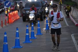 BIB: 5063
                            <button type="button" onclick="openModal(26257621)" class="btn btn-primary btn-sm float-right btn-popup" data-toggle="modal" data-target=".modal-high-quality">
                        <i class="fas fa-shopping-cart"></i> Add to Cart
                    </button>
                                            <button type="button" onclick="isThisMe(26257621, true)" class="btn btn-success btn-sm float-right btn-popup btn-isme hidden" data-toggle="tooltip" data-placement="bottom" title="นี่คือรูปของคุณใช่ไหม คลิกที่นี่เพื่อเอาเข้าอัลบั้ม">
                        <i class="fas fa-plus"></i> Add to album
                    </button>
                    <button type="button" onclick="isThisMe(26257621, false)" class="btn btn-warning btn-sm float-right btn-popup btn-isnotme hidden">
                        <i class="fas fa-ban"></i> Remove from album
                    </button>